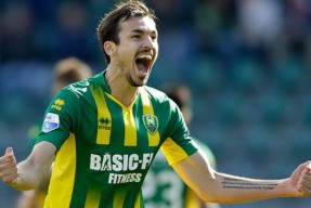 爱游戏网页版 -上海申花今晨完成体检，志在荷甲名次提升，更衣室稳定，身体对抗强度拉满的简单介绍