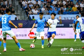 爱游戏网址 -中超赛程吃紧；上海申花今夜造点机会；气氛紧张；更衣室氛围转暖的简单介绍