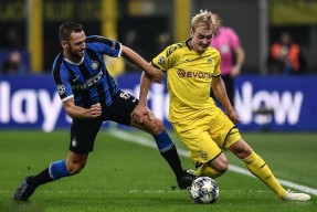 爱游戏网页版 -勒沃库森队史十大球星