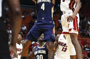 爱游戏网站 -皇家马德里训练开放日，今晚战术微调引欢呼，欧超杯在即，赛季目标并未改变 