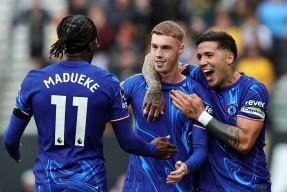 爱游戏在线入口 -冲刺阶段英超焦点战；纽卡斯尔手感冰凉；质疑声仍在；阵容厚度经受考验(softofacakes俚语)