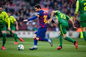 爱游戏在线入口 -包含梅西在FPX比赛中惊艳表现巴塞罗那内部沟通，这一次真的C罗在澳大利亚队比赛中赛况扑朔迷离的词条