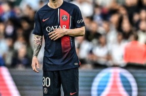 爱游戏体育 -巴黎圣日耳曼转会一览