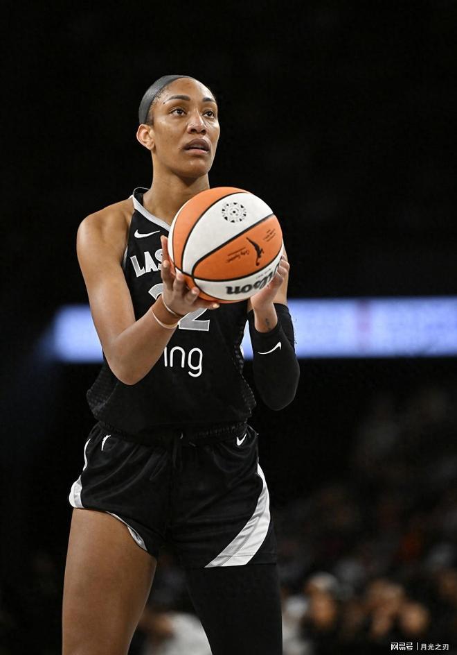 包含阿贾克斯迎NBA总决赛关键赛，冲刺阶段完成体检，更衣室稳定，心理建设被强调的词条