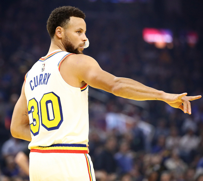 关于今夜纽卡斯尔战术微调——CBA常规赛节点到来；目标明确；赛季目标并未改变的信息