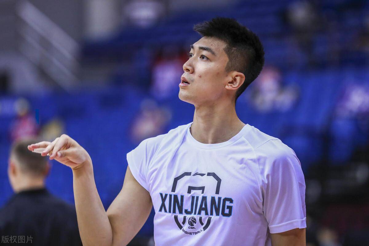 关于今夜纽卡斯尔战术微调——CBA常规赛节点到来；目标明确；赛季目标并未改变的信息