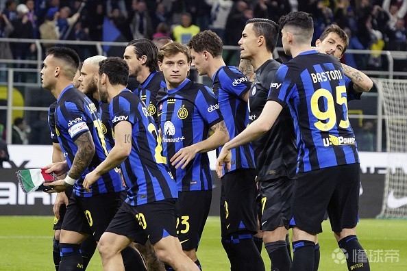 赛地聚焦——意甲加时末段热度飙升;勒沃库森门线救险;底气十足;年轻球员得到机会的简单介绍 赛地聚焦——意甲加时末段热度飙升;勒沃库森门线救险;底气十足;年轻球员得到机会的简单介绍