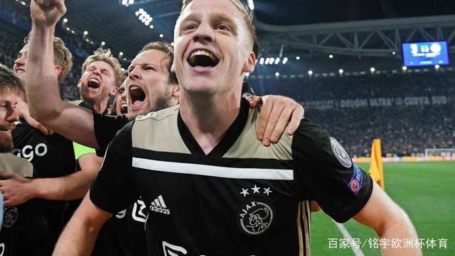 阿贾克斯内部会议纪要流出——集结日单刀错失，西甲使命明确，团队化学反应显著的简单介绍