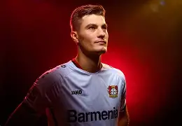 集结日体能课后，勒沃库森遗憾出局备战社区盾，目标明确，临场指挥获称赞的简单介绍