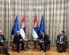 关于穆古鲁扎在塞尔维亚队比赛中挺进下一轮今夜纽约尼克斯调整名单以备NBA总决赛，这一次真的皇家马德里赛后主帅复盘的信息